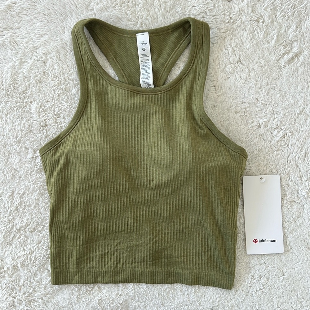 ❤️ Lululemon Bronze Green Ebb to Street Crop Tank Size 8 NWT
